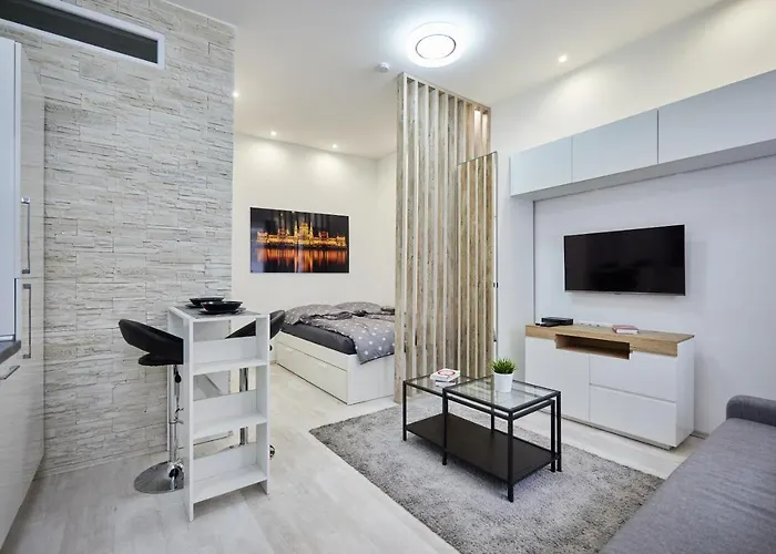 Cozy Little Apartment In Downtown Budapest